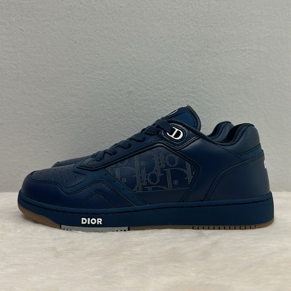 Dior World tour navy blue- size 37. NWT. Incd box, dust bag and xtra shoe laces - Picture 2 of 5